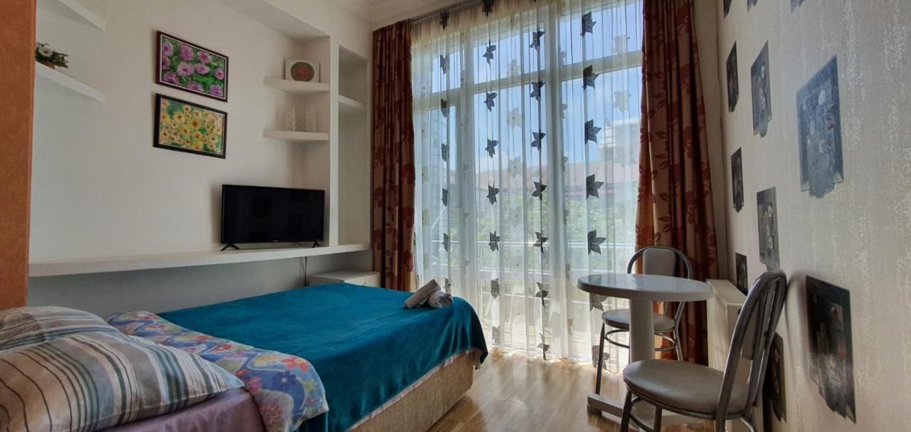 Dzveli Batumi Hotell Eksteriør bilde
