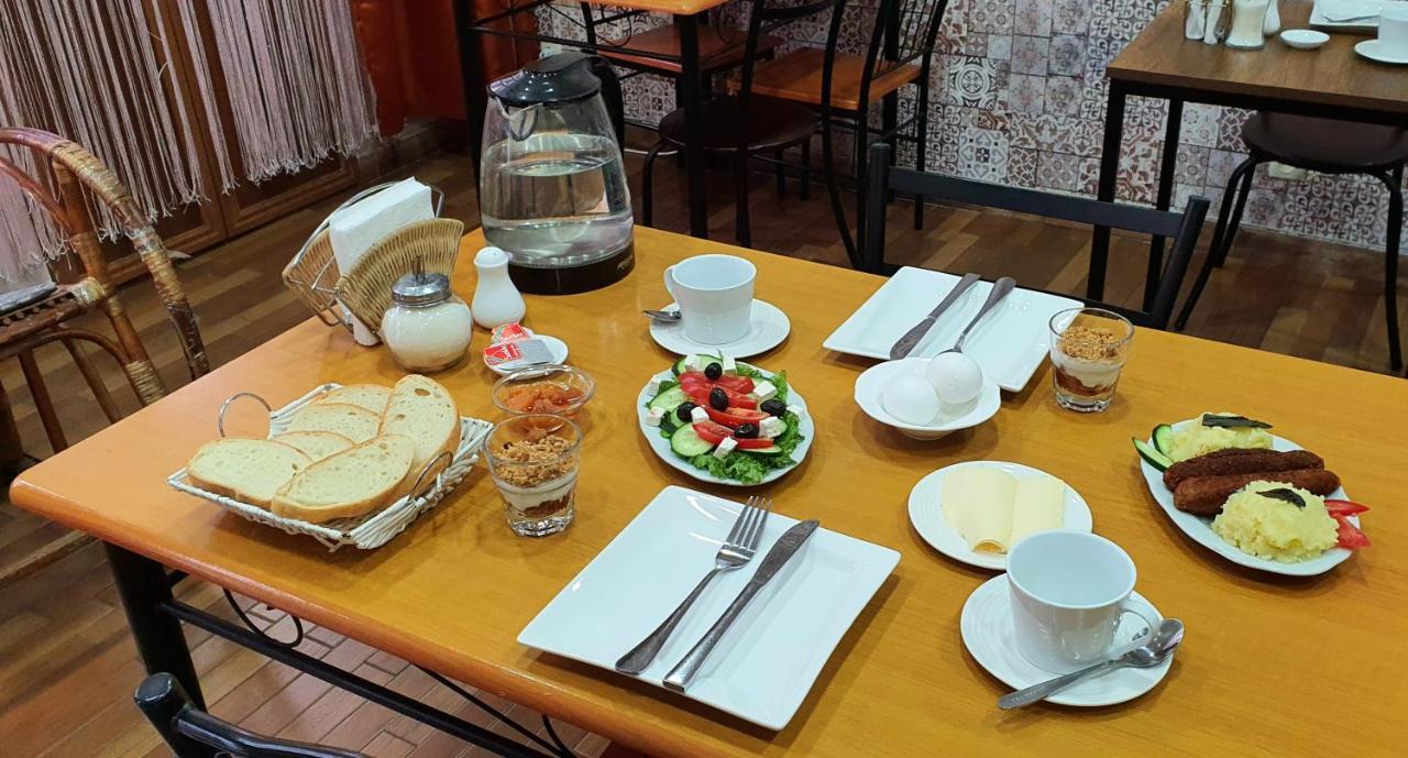 Dzveli Batumi Hotell Eksteriør bilde