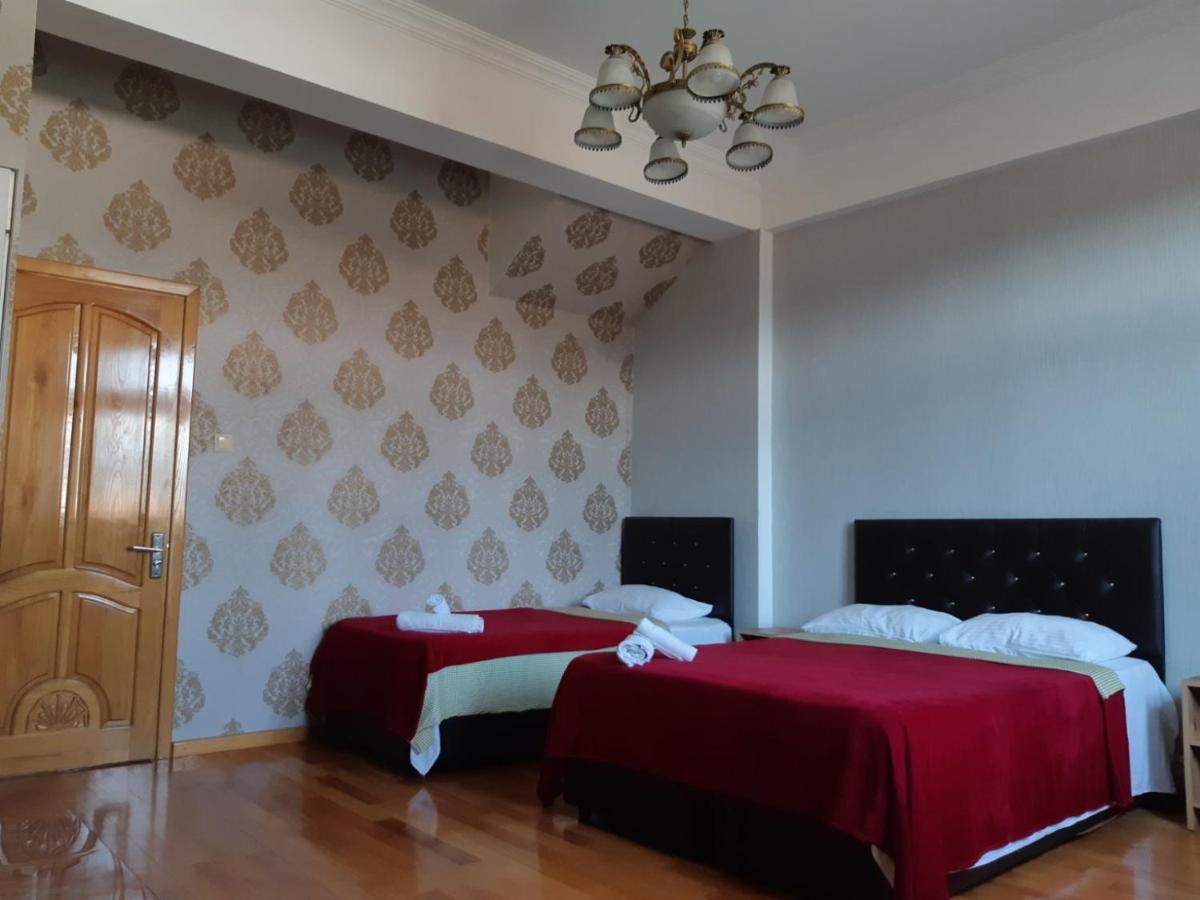 Dzveli Batumi Hotell Eksteriør bilde