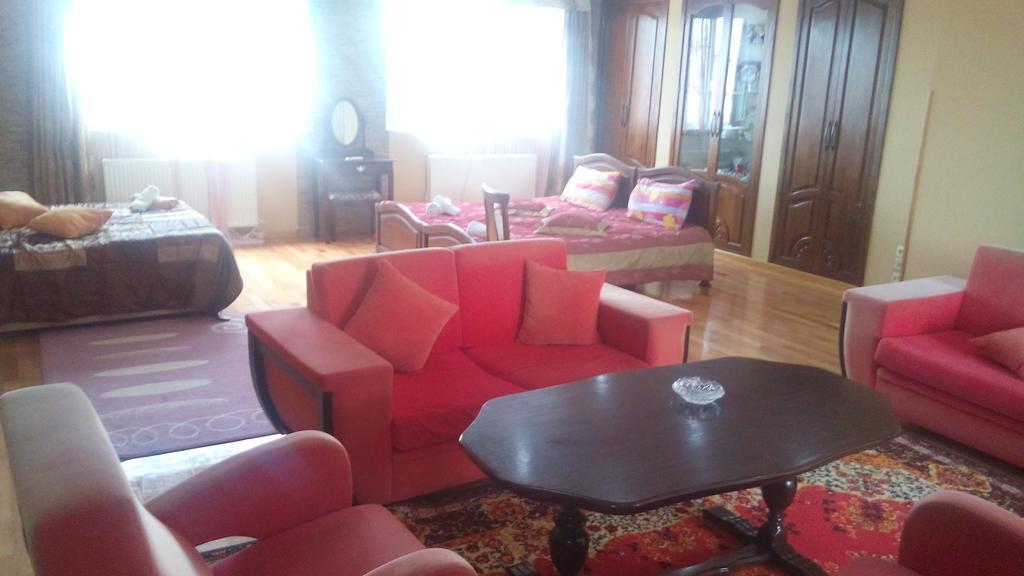 Dzveli Batumi Hotell Eksteriør bilde
