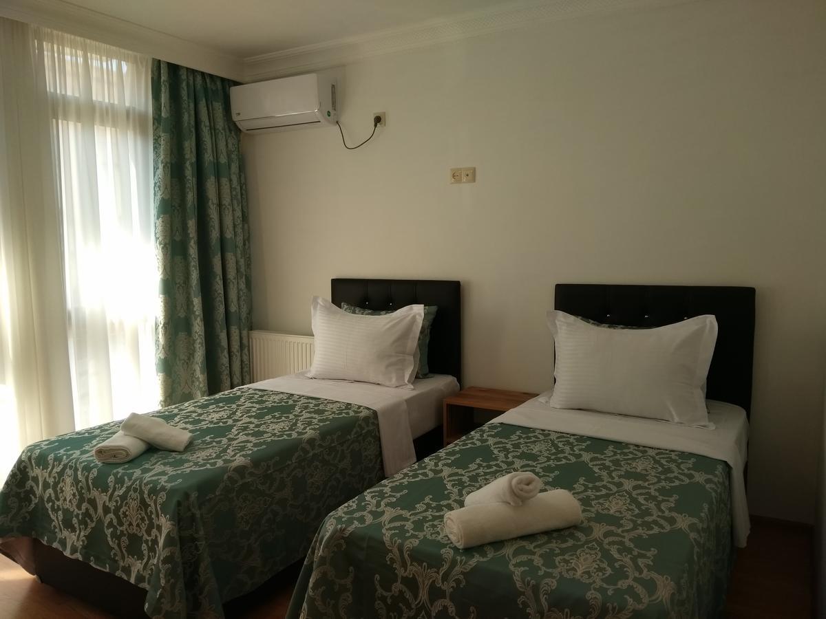 Dzveli Batumi Hotell Eksteriør bilde