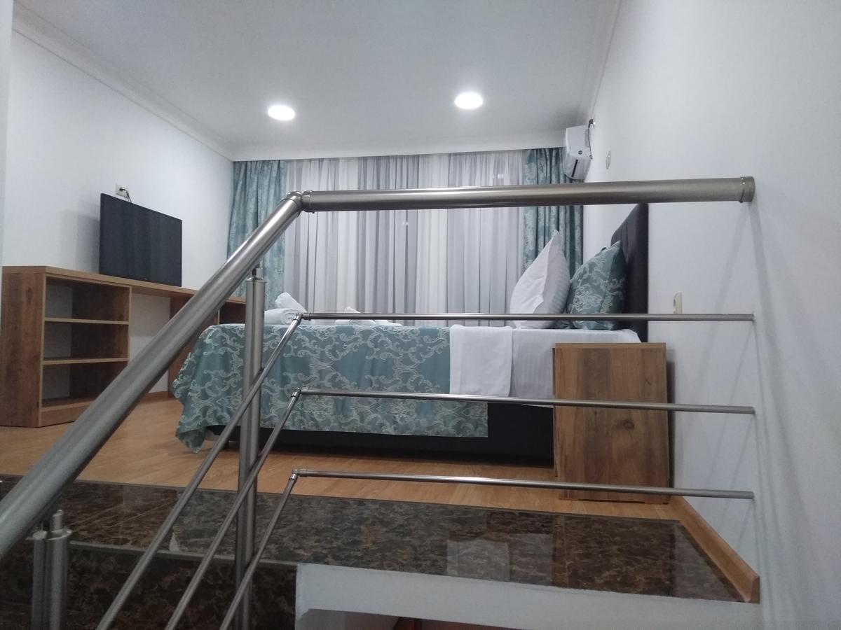 Dzveli Batumi Hotell Eksteriør bilde