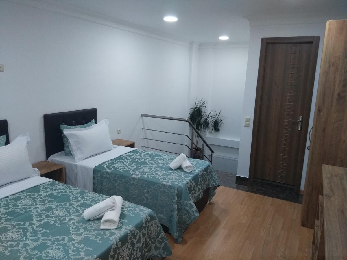 Dzveli Batumi Hotell Eksteriør bilde