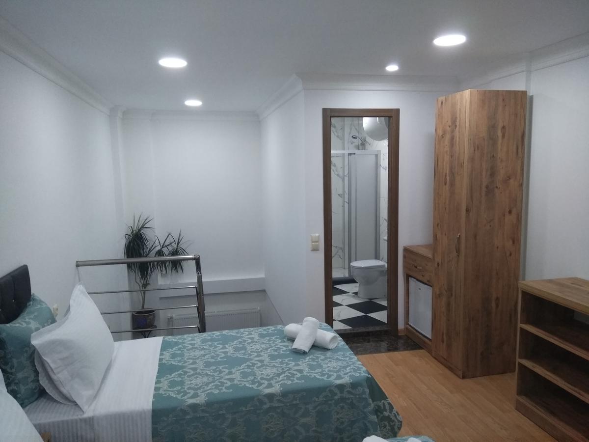 Dzveli Batumi Hotell Eksteriør bilde